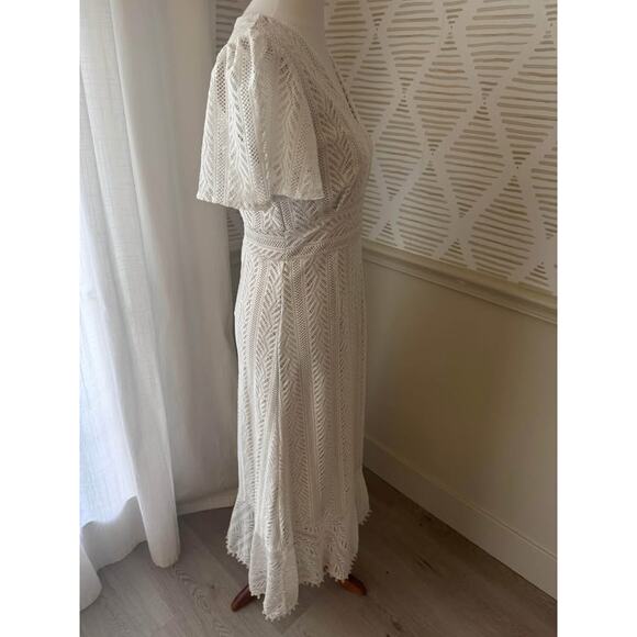 Apricot Women’s Medium Cream V Neck Lace Midi Dress - Picture 6 of 6
